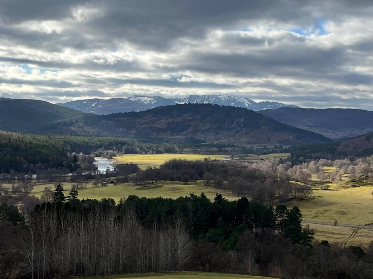 Craggan Bed & Breakfast Ballater Exterior photo