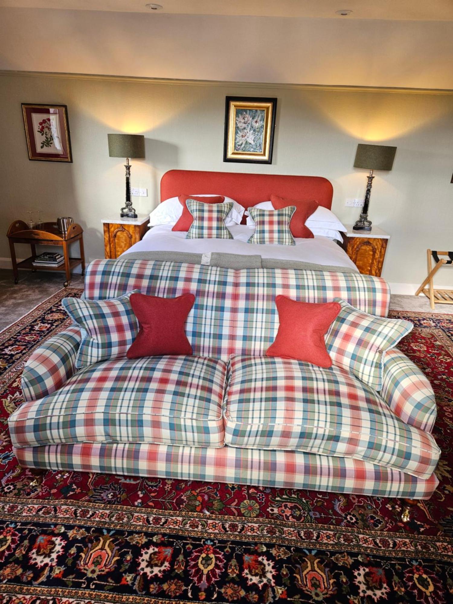 Craggan Bed & Breakfast Ballater Exterior photo