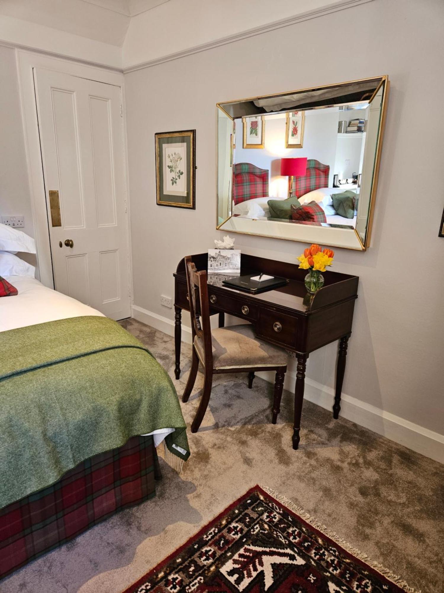 Craggan Bed & Breakfast Ballater Exterior photo