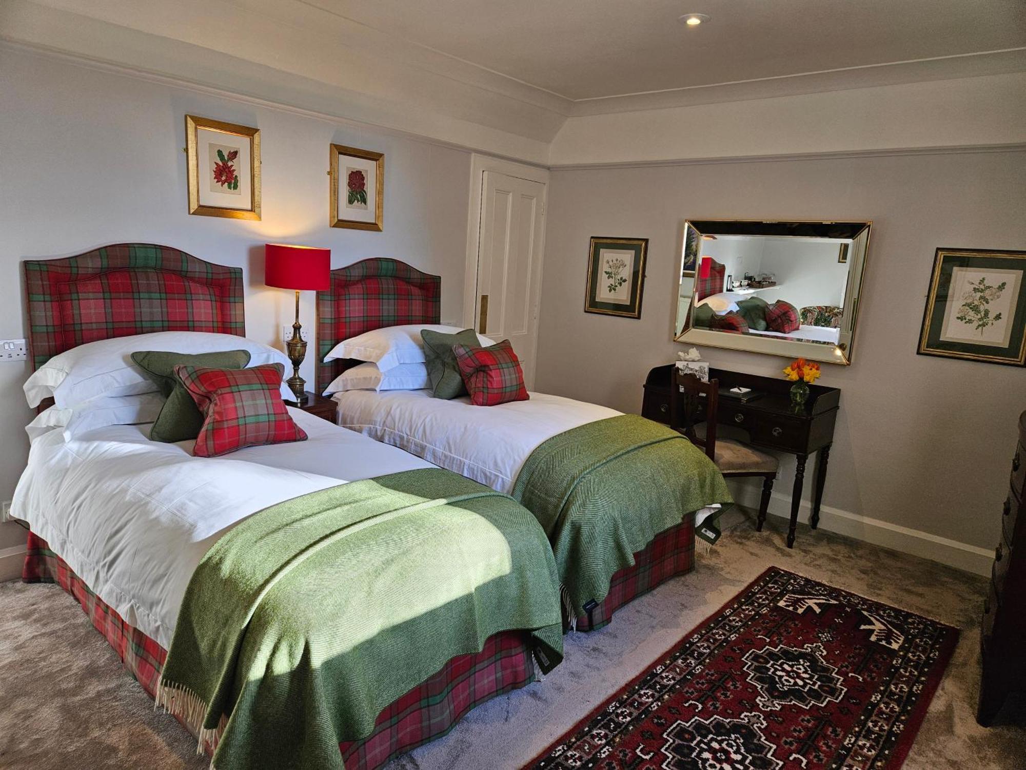 Craggan Bed & Breakfast Ballater Exterior photo
