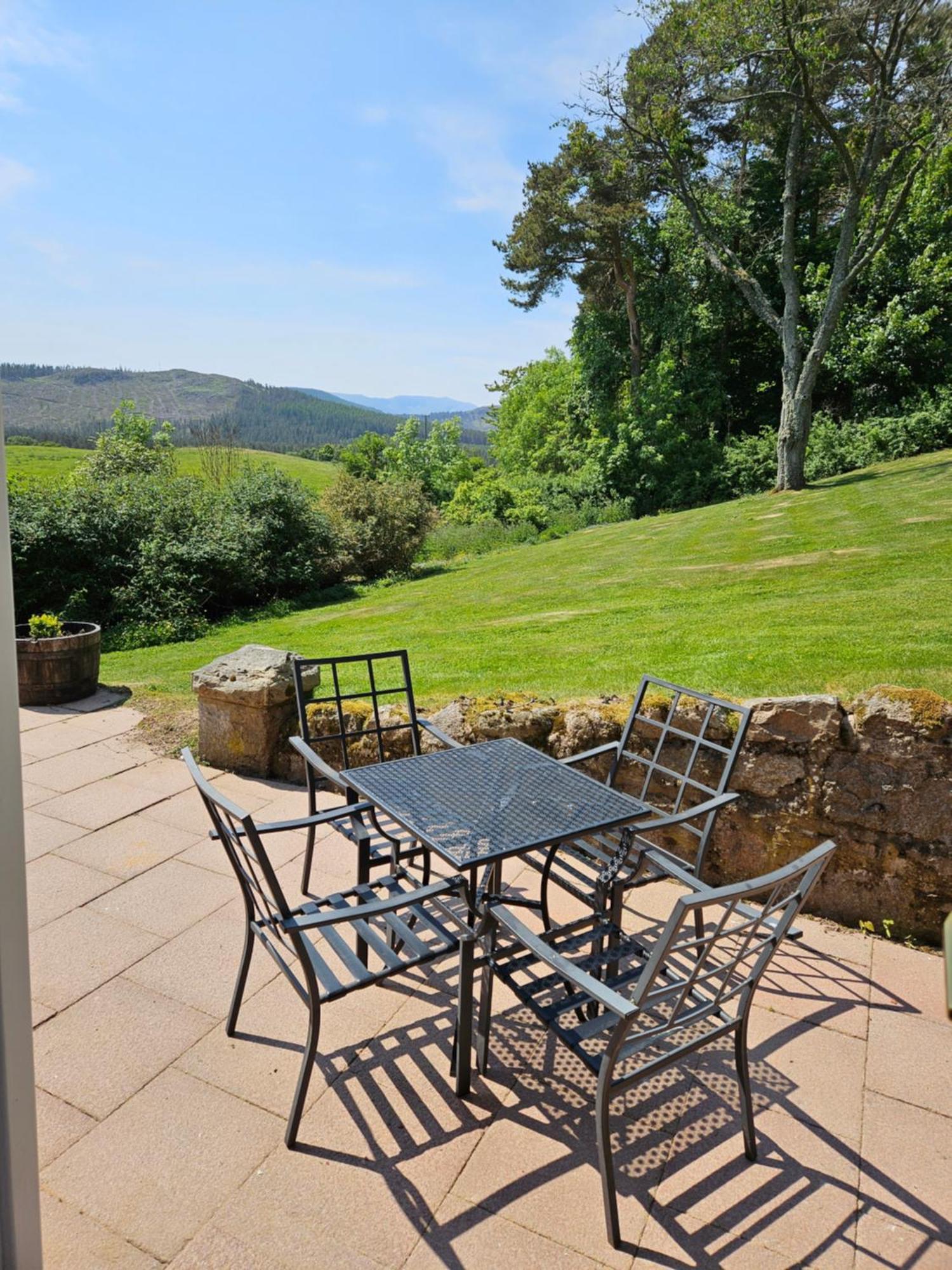 Craggan Bed & Breakfast Ballater Exterior photo