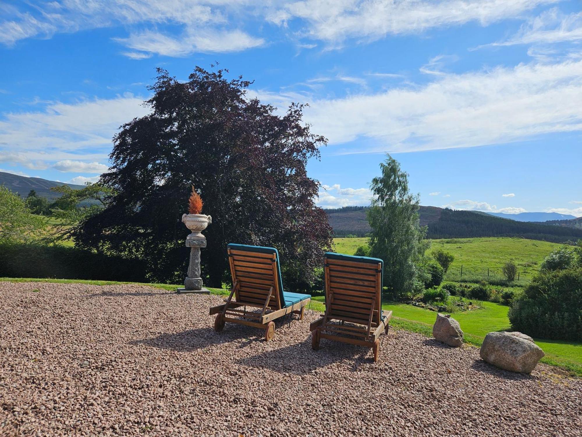 Craggan Bed & Breakfast Ballater Exterior photo