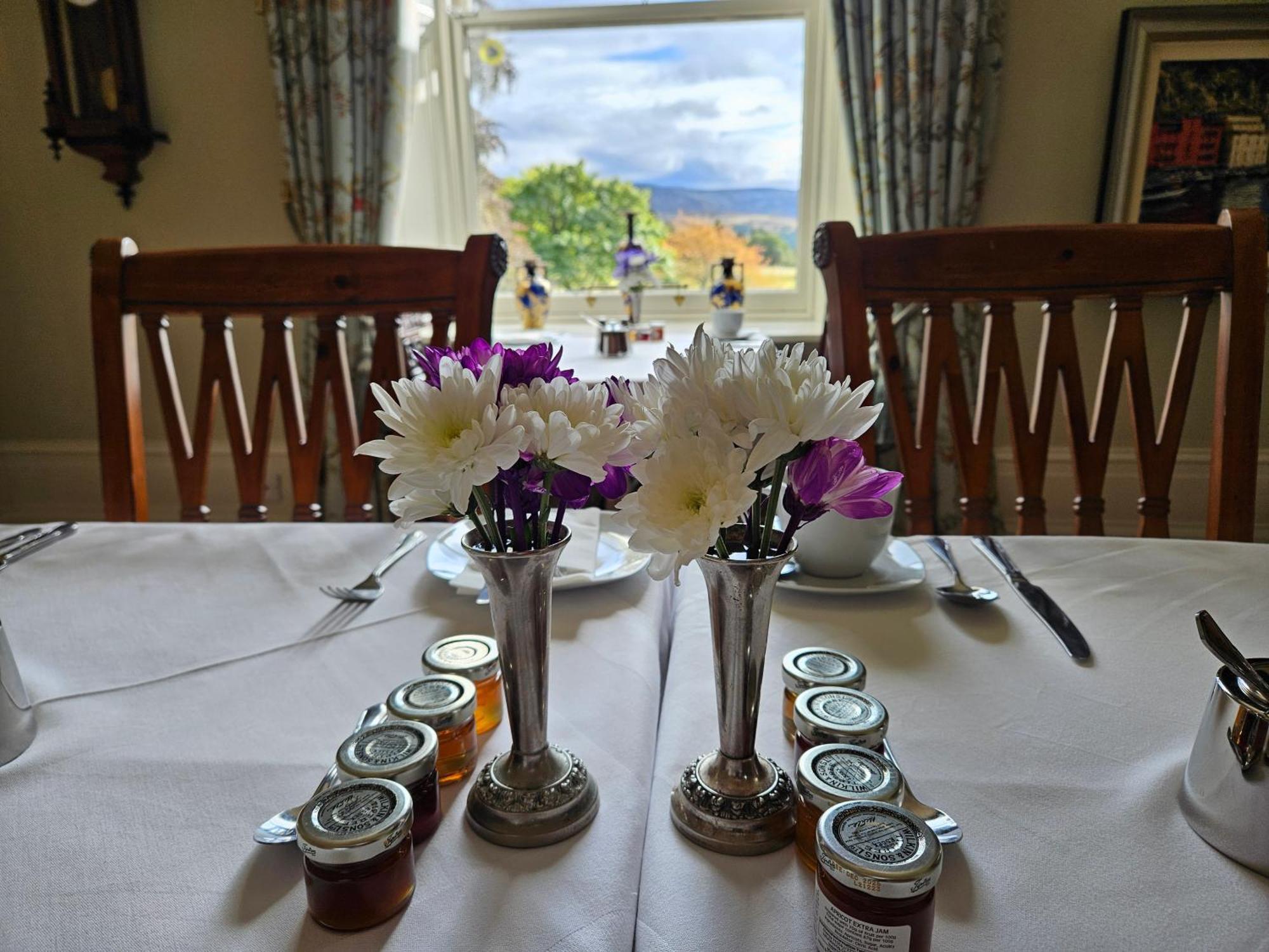 Craggan Bed & Breakfast Ballater Exterior photo